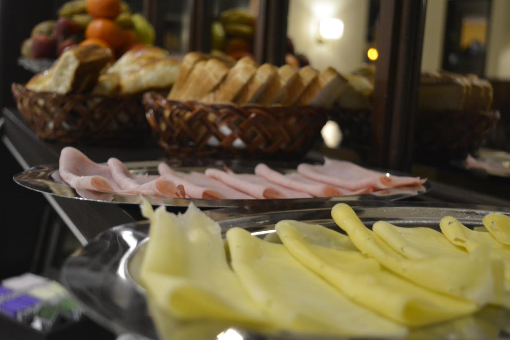 Hotel Vina De Italia قرطبة المظهر الخارجي الصورة