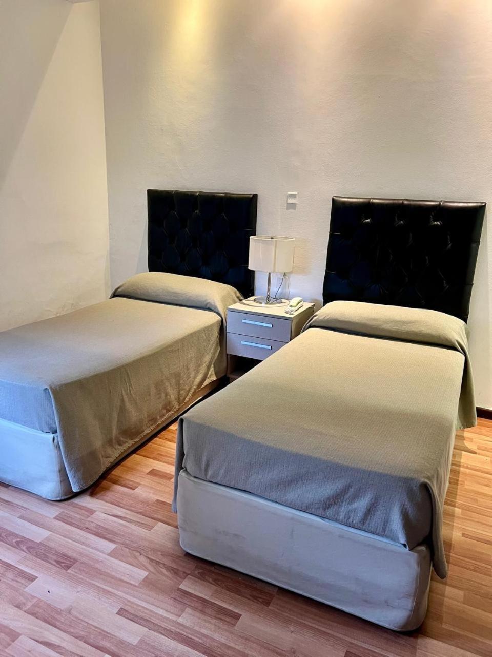 Hotel Vina De Italia قرطبة المظهر الخارجي الصورة