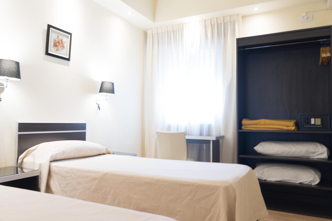 Hotel Vina De Italia قرطبة المظهر الخارجي الصورة